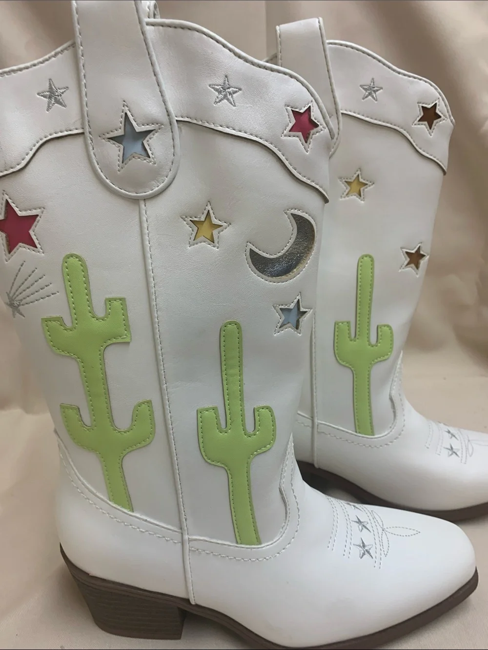 DREAM PAIRS Girls Cactus Cowboy Cowgirl Western Boots White Size 3